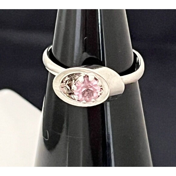 Vintage Costume Ring Silver Tone Prong Set Rhinestones Mid Century Modern 4J - Picture 2 of 4